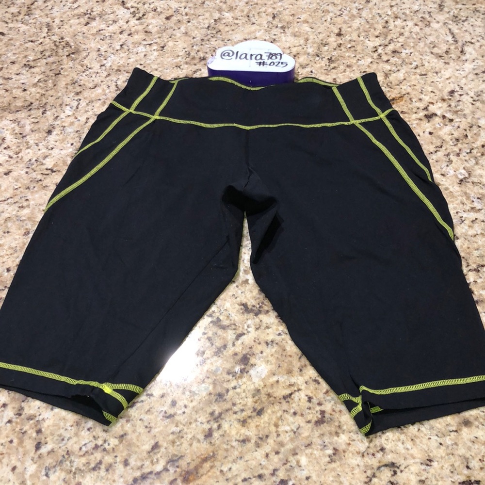 L🖤Active Capri